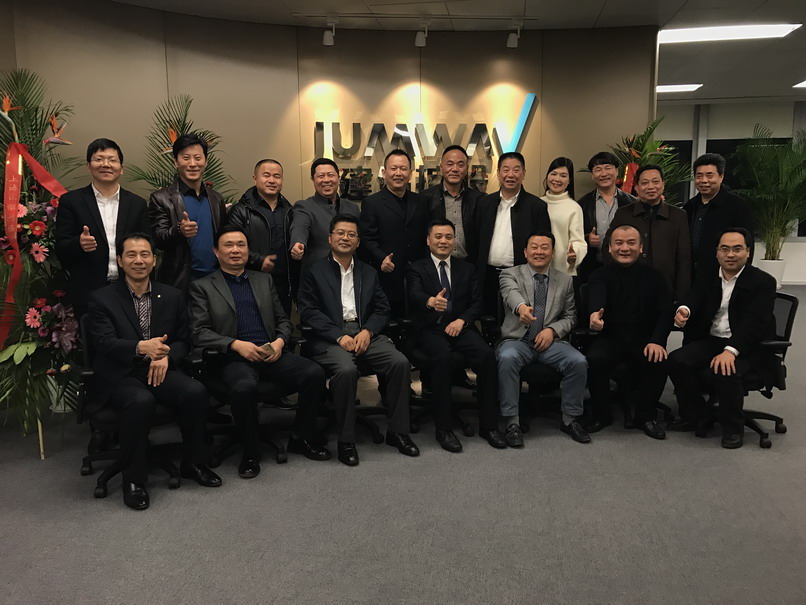 周市商会赴沪走访建伟控股并开展与华钟株式会社对接交流会